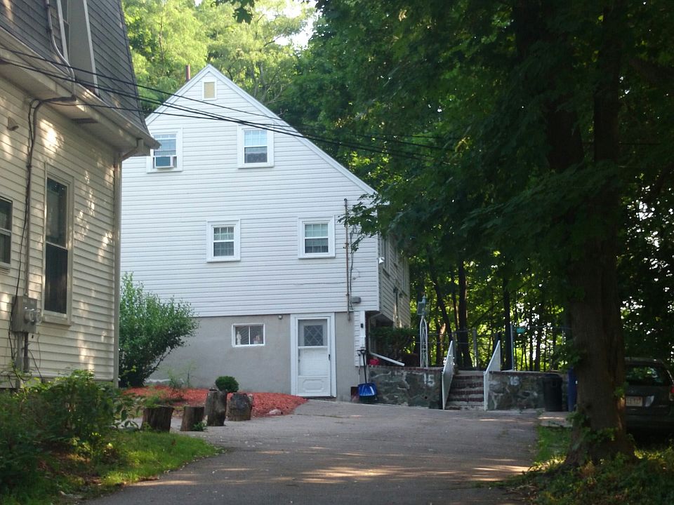 2nd image of 15 William Jackson Ave