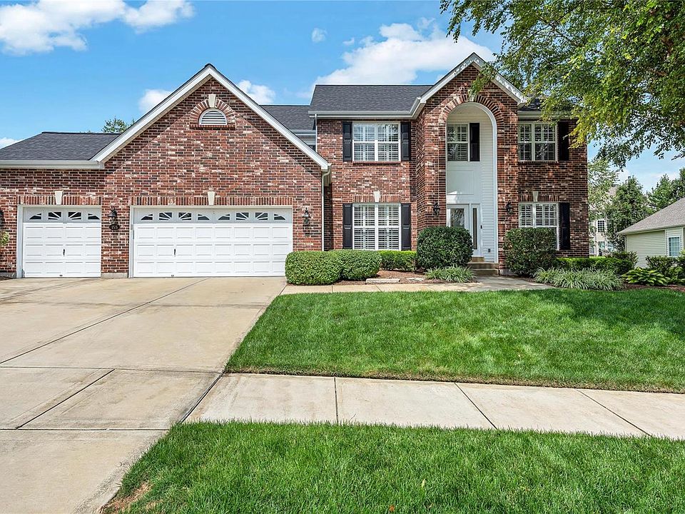 1st image of 155 Greycliff Manor Dr