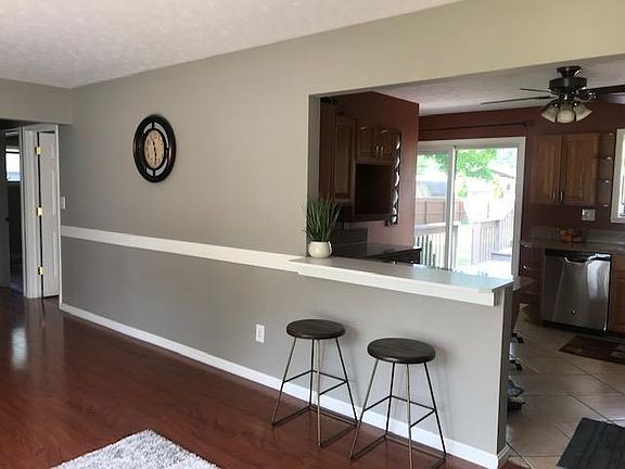 5th image of 1654 Diana Dr