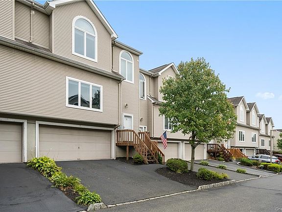 2nd image of 11 Leif Blvd