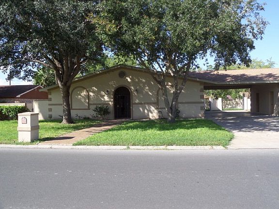 2nd image of 100 W Fern Ave