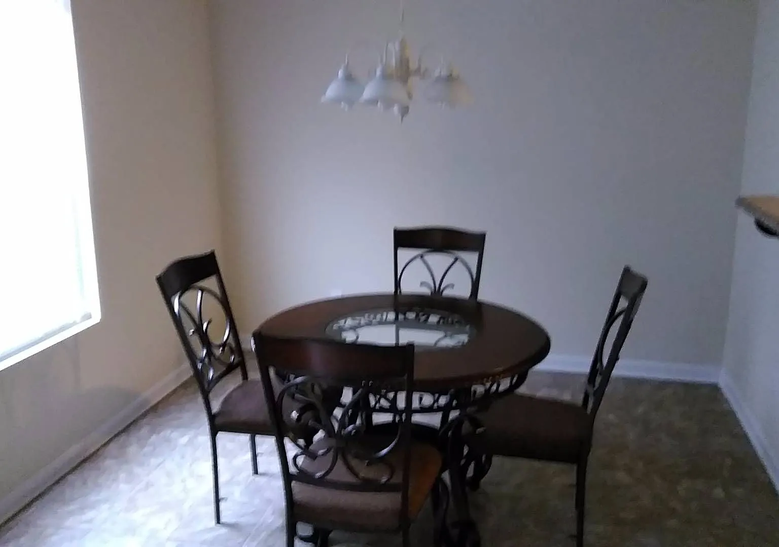 Beautiful Home Near University Area! — Photo 3