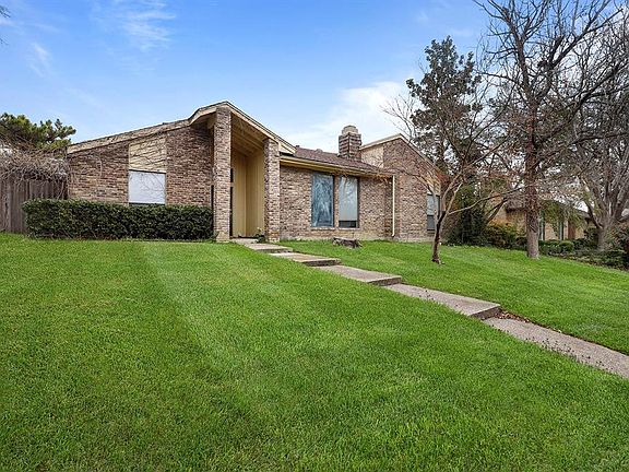 5th image of 6019 Blue Bay Dr