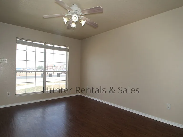 3904C Gus Dr — Photo 4