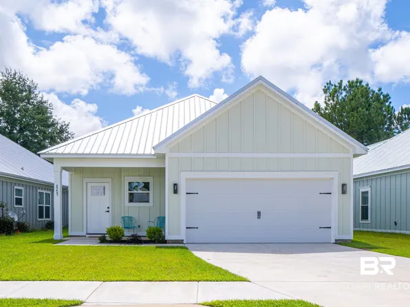 8205 Carmel Cir, Foley, AL 36535