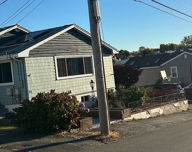 3 bed, 1000 sqft, $3,500 — Photo 2