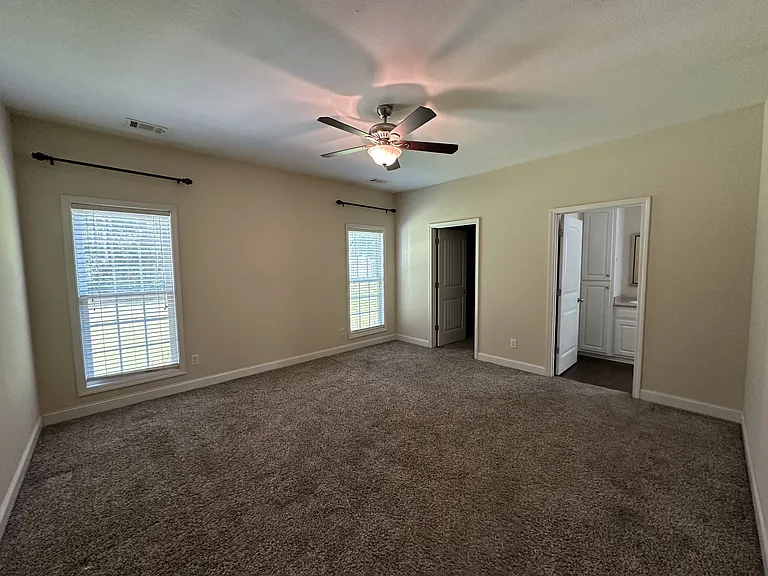 441 Serenity Ave — Photo 5