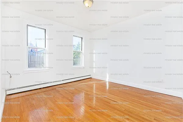 Rented by Mirador Real Estate | media 9