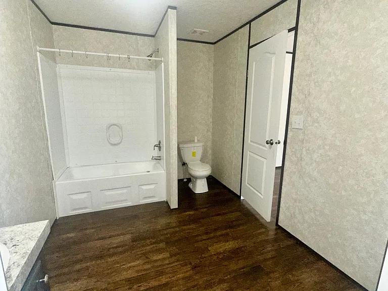 508 Blakley Dr — Photo 8