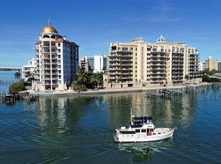 464 Golden Gate Point #702, Sarasota, FL 34236