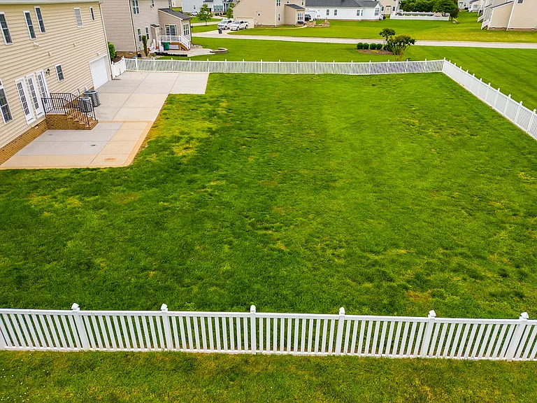 12306 Declaration Ave — Photo 11