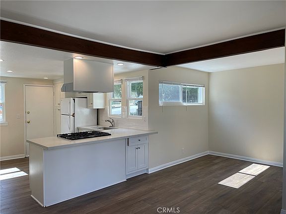 3rd image of 15 E Mira Monte Ave #5