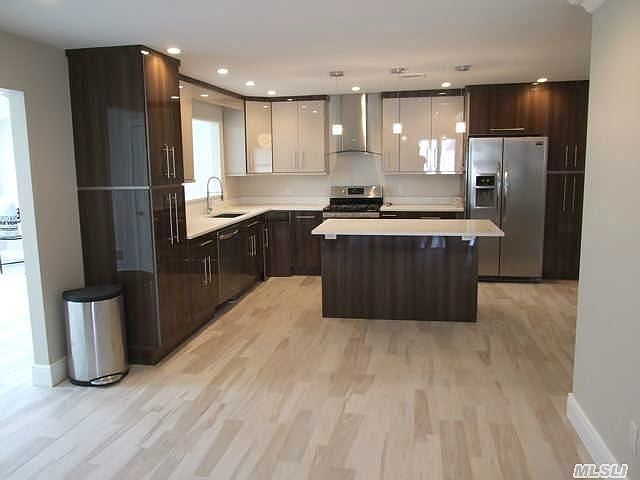 Kitchen Island