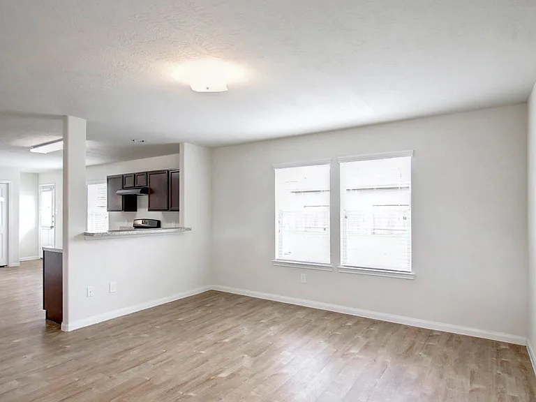 2427 Sailors Way — Photo 8