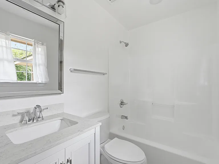 604 S Maxey St — Photo 13