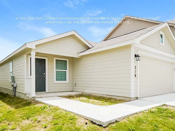 3rd image of 218 Hollywood Dr