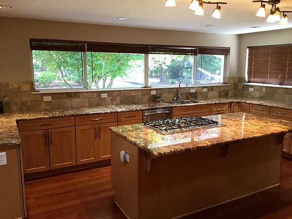 3rd image of 10526 Interlaaken Dr SW