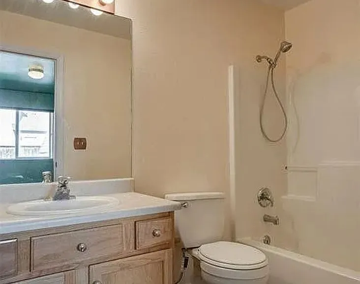 78 Shallow Brook Ln — Photo 5