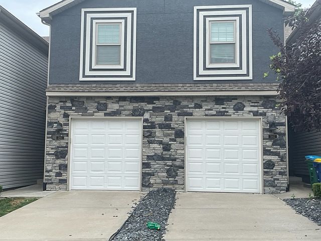 1st image of 5863 N London Ave