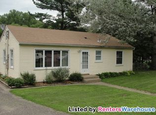 54 West Rd, Circle Pines, MN 55014