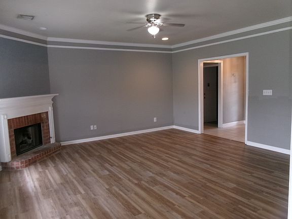 5th image of 6009 Jason St