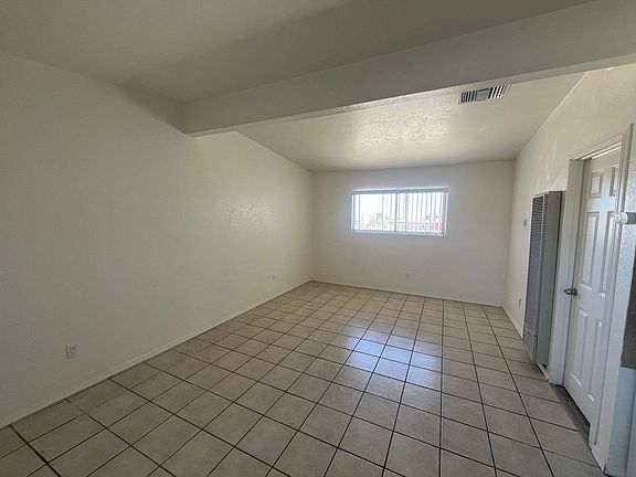 5th image of 280 E Grace St APT 5