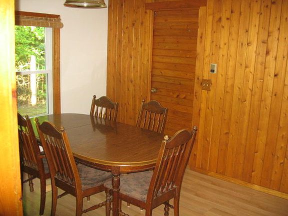 5th image of 1489 Larke Ave