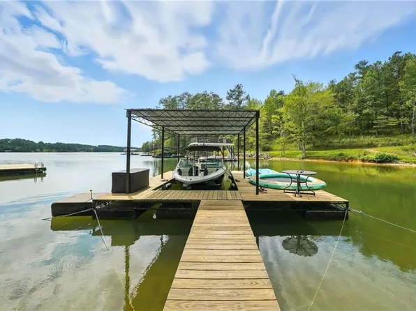 3 Colonial Club Dr SE, Acworth, GA 30102