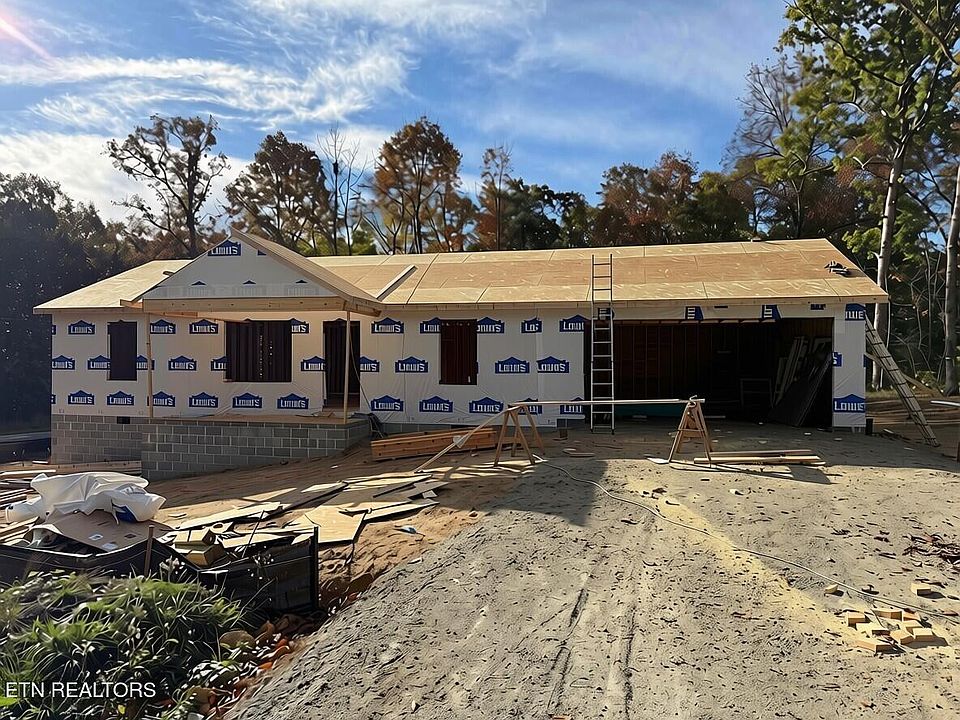 1st image of 1002 Flathead Rd