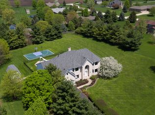 37W766 Heritage Dr, Batavia, IL 60510