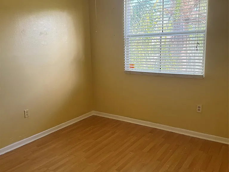 4350 SW 72nd Ter — Photo 13