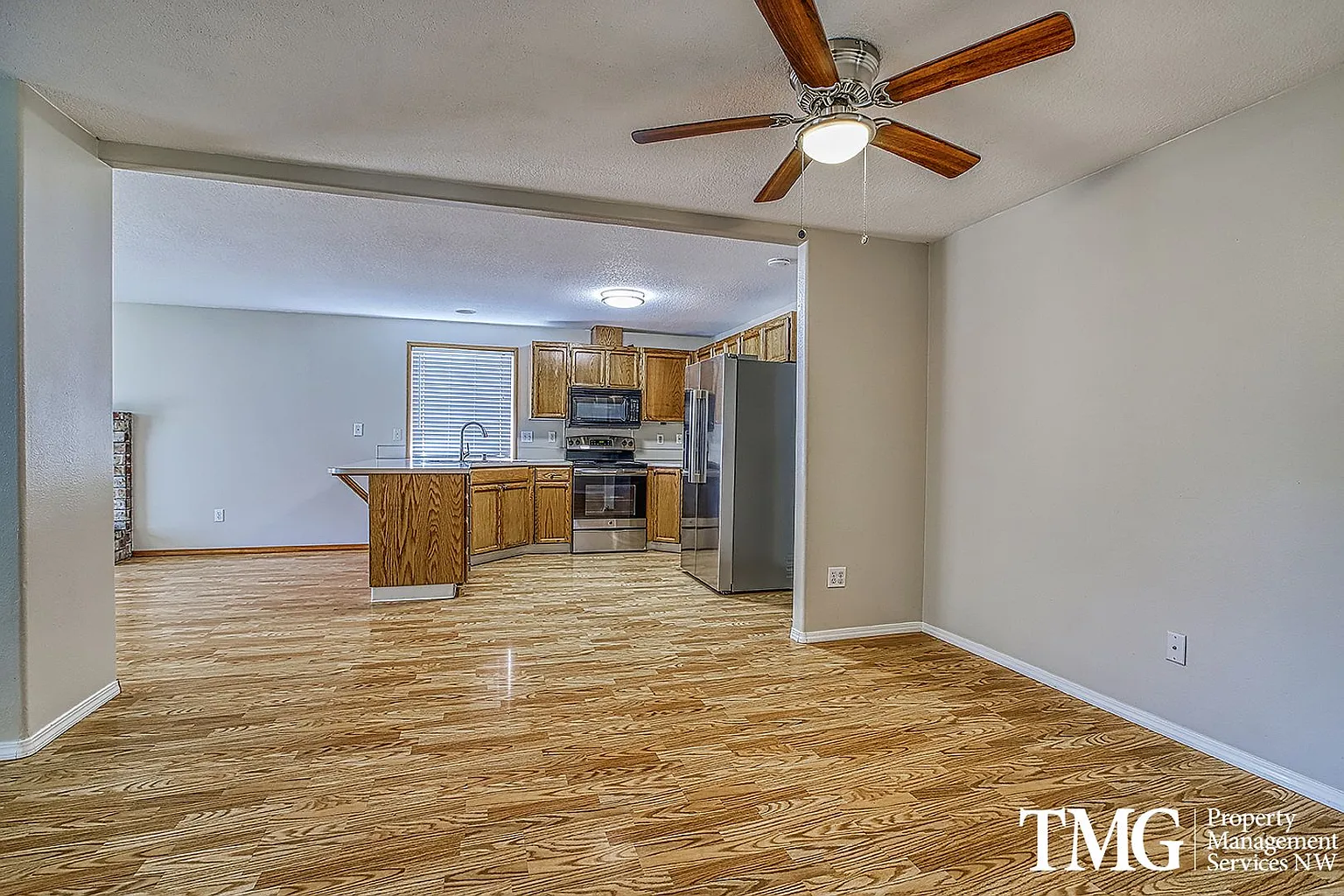 205 E Parkside Ct photo 1