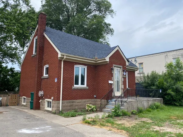 6203 Main St, Niagara Falls, ON L2G 6A5