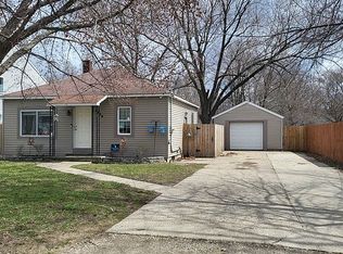 1864 Rouse St, Muskegon, MI 49442