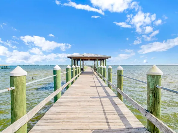 2549 Santa Rosa Dr, Lillian, AL 36549