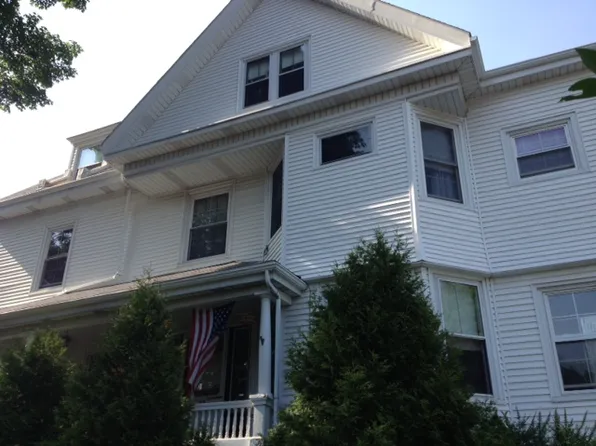 629 Commonwealth Ave, Newton, MA 02459