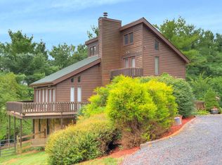 1893 Mud Pike, Christiansburg, VA 24073