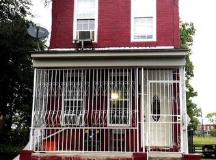 921 Pearl St, Camden, NJ 08102