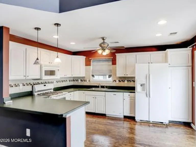7 Augusta Dr — Photo 7
