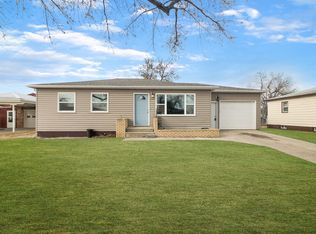 1710 6th St W, Williston, ND 58801
