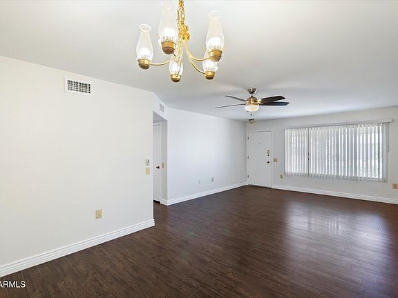 4th image of 9838 W Santa Fe Drive