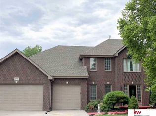 17503 Monroe St, Omaha, NE 68135