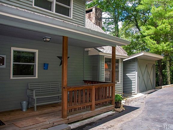 2nd image of 138 Schonberg Ln