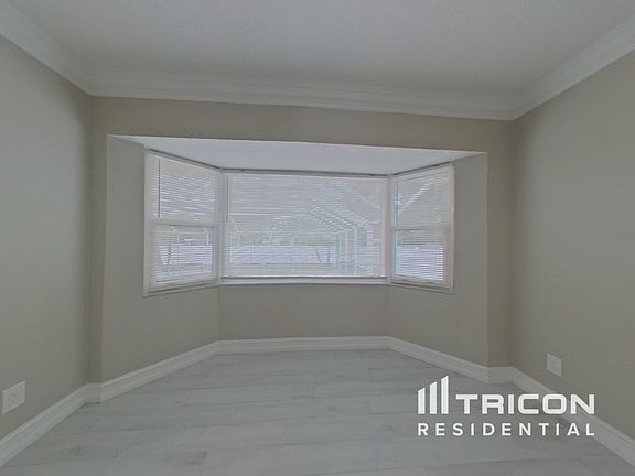 4th image of 119 Harbor Woods Cir