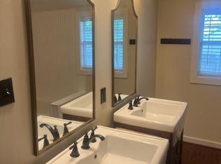 221 W 1st St, Justin, TX 76247