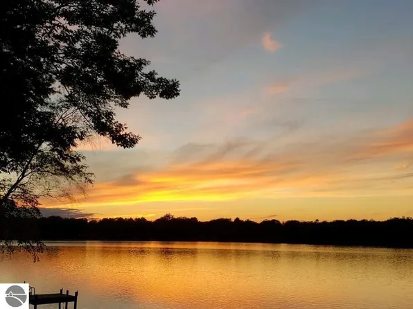 2065 Indian Lake Rd, National City, MI 48748