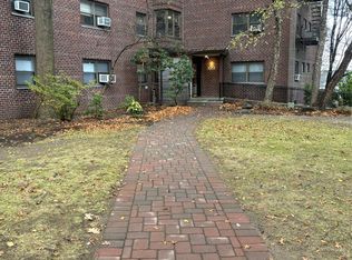 3051 Edwin Ave APT 3J, Fort Lee, NJ 07024