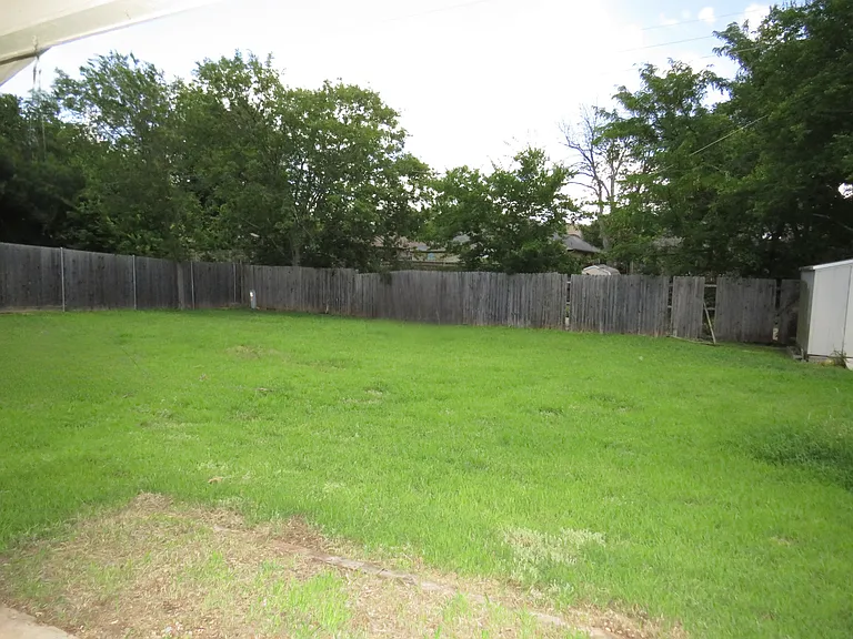 3308 Spring Valley Dr — Photo 33