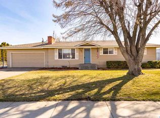 815 S Edison St, Kennewick, WA 99336