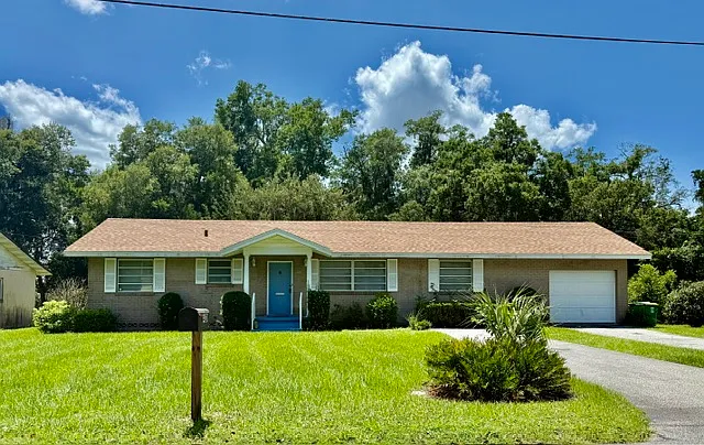 420 N Fairview Ave